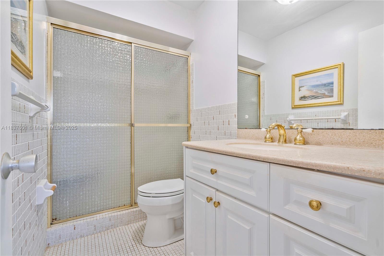 2600 Diana Dr #311, Hallandale Beach, Florida image 15