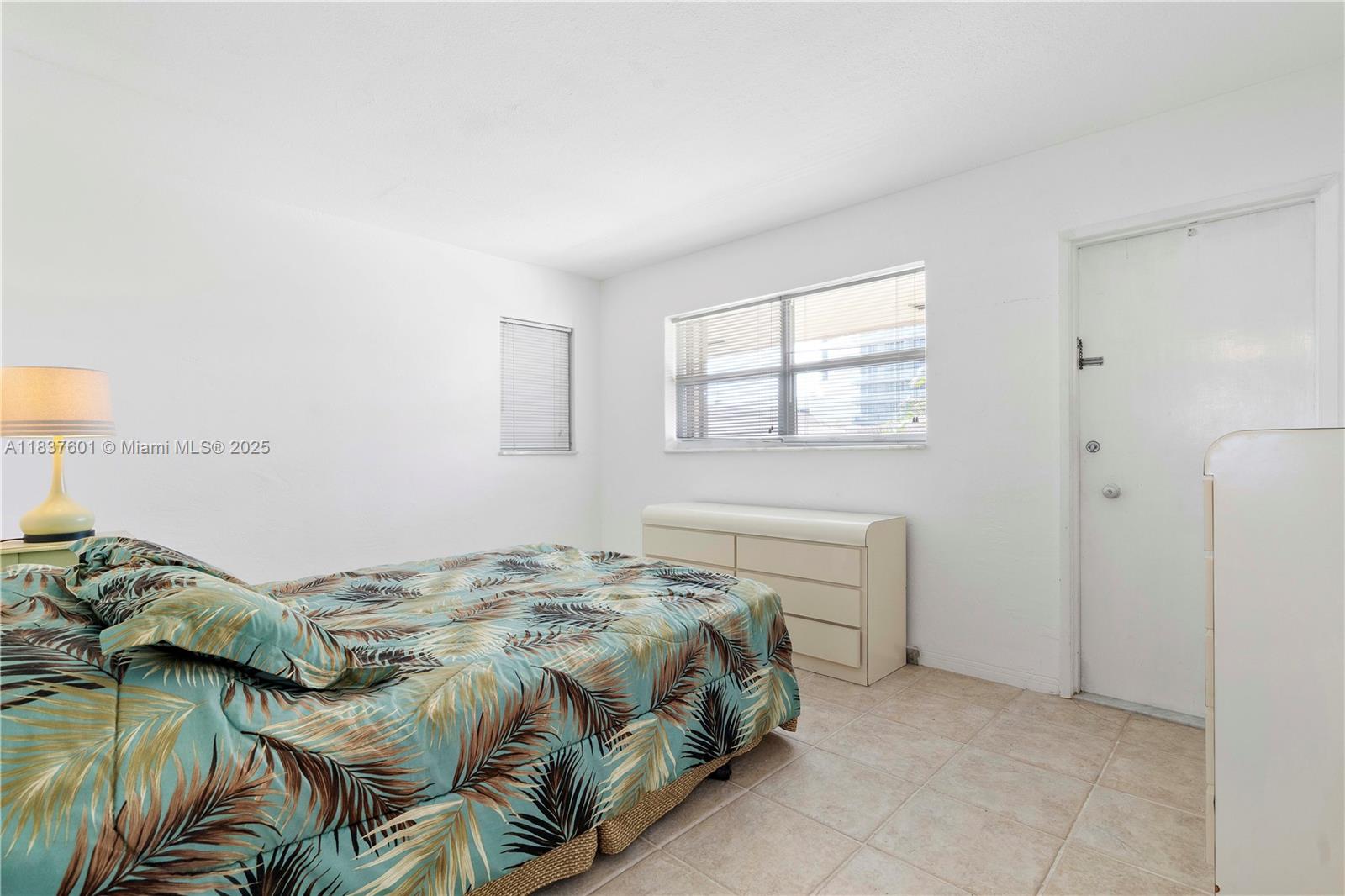 2600 Diana Dr #311, Hallandale Beach, Florida image 17