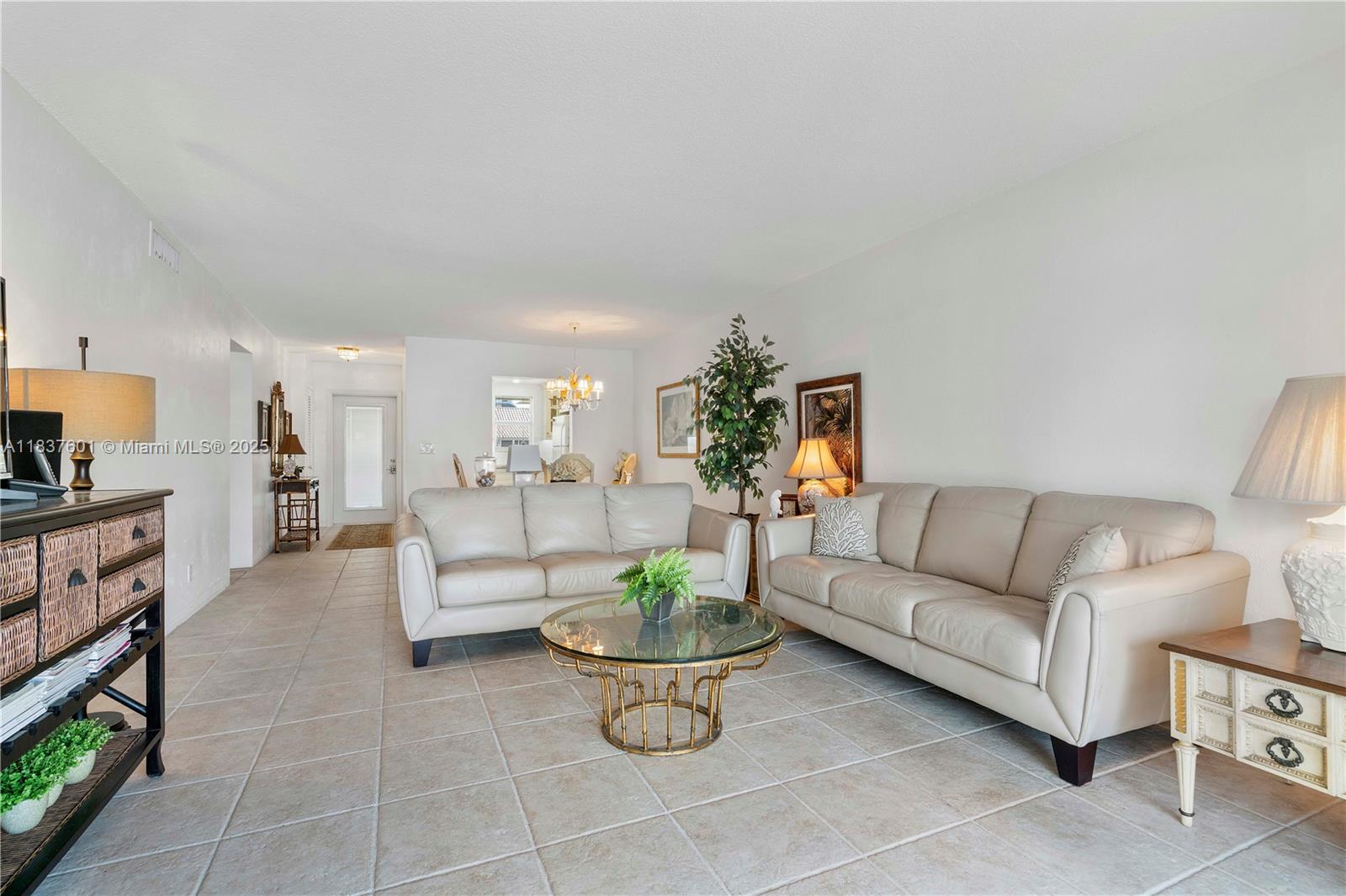 2600 Diana Dr #311, Hallandale Beach, Florida image 23