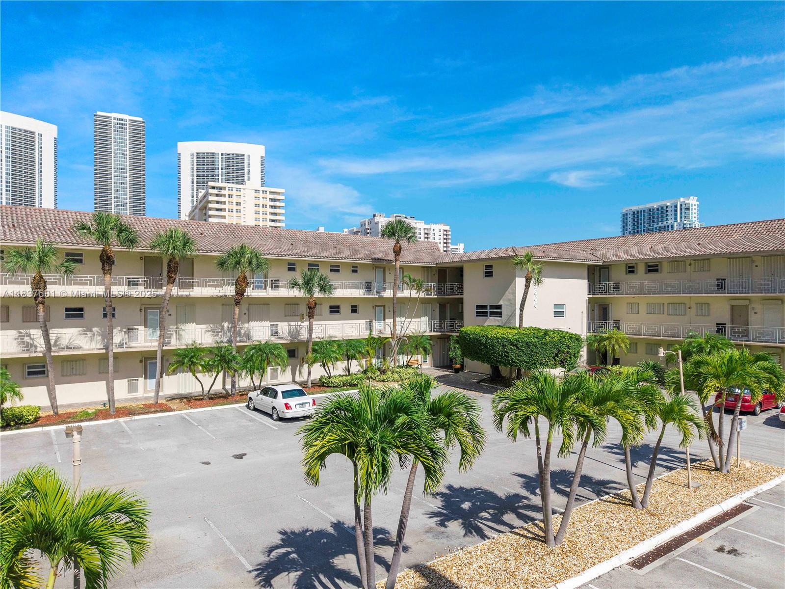 2600 Diana Dr #311, Hallandale Beach, Florida image 29