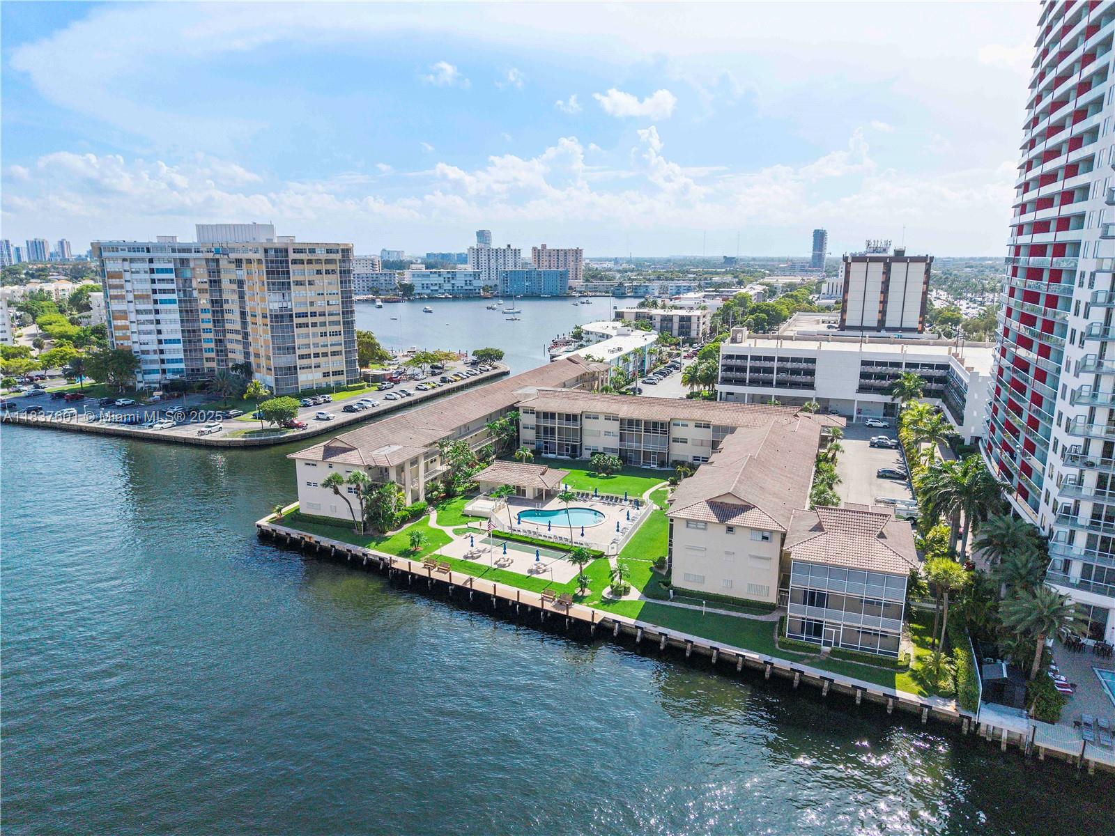 2600 Diana Dr #311, Hallandale Beach, Florida image 5