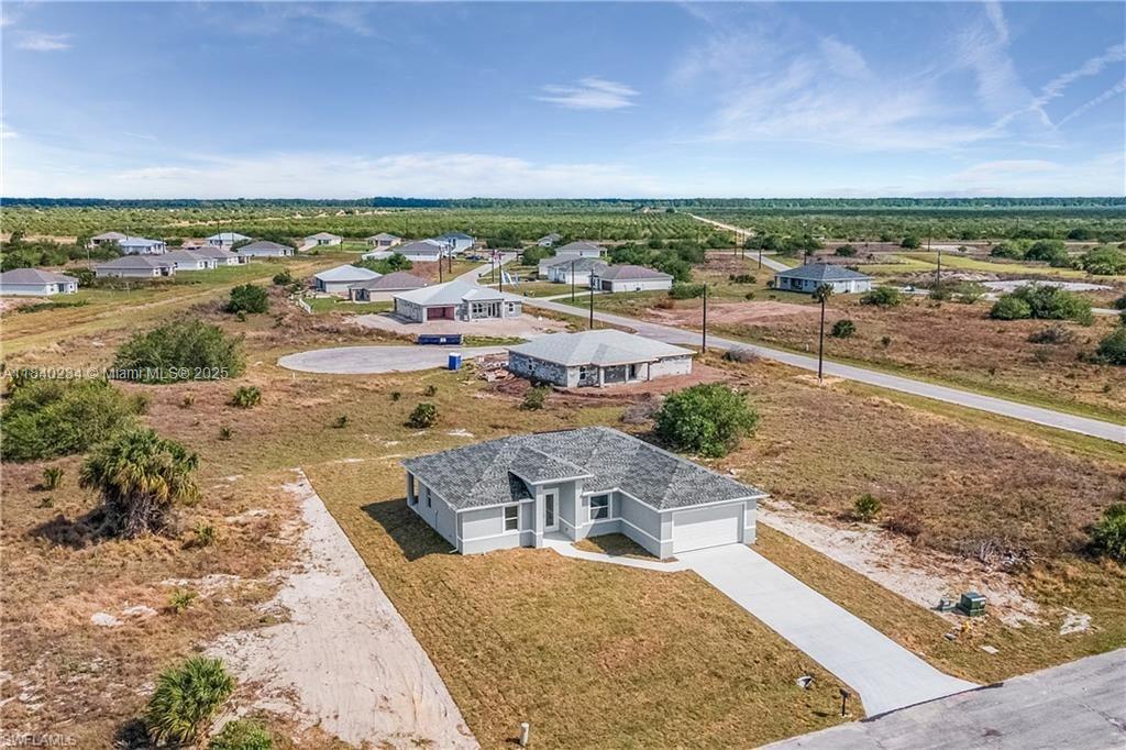 131 N Bethlehem Pl, La Belle, Florida image 2