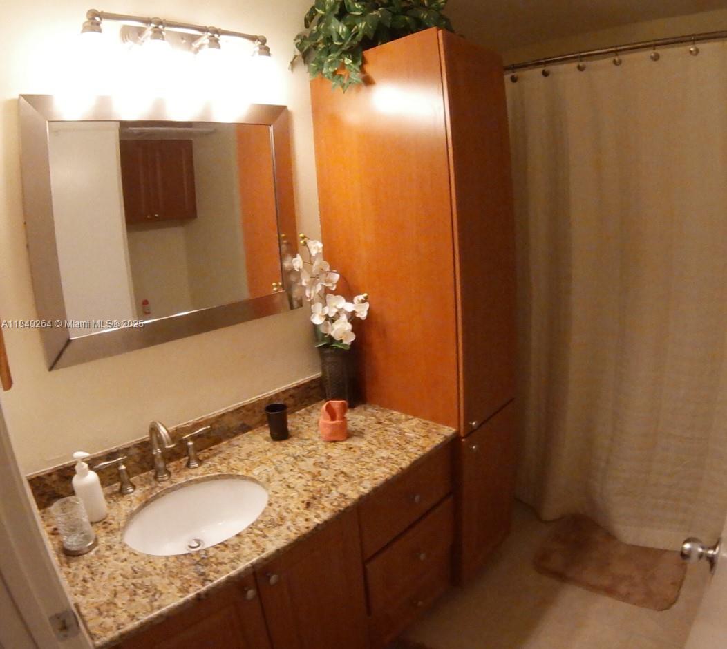 2361 NW 33rd St #604, Oakland Park, Florida image 10