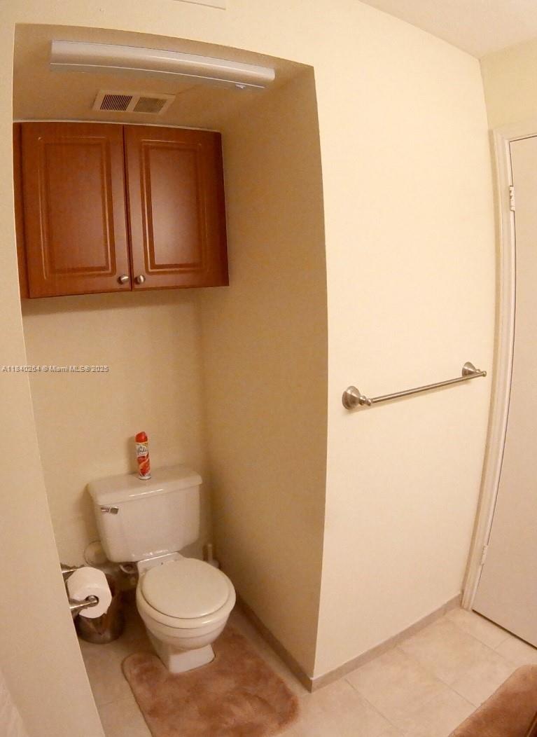 2361 NW 33rd St #604, Oakland Park, Florida image 11