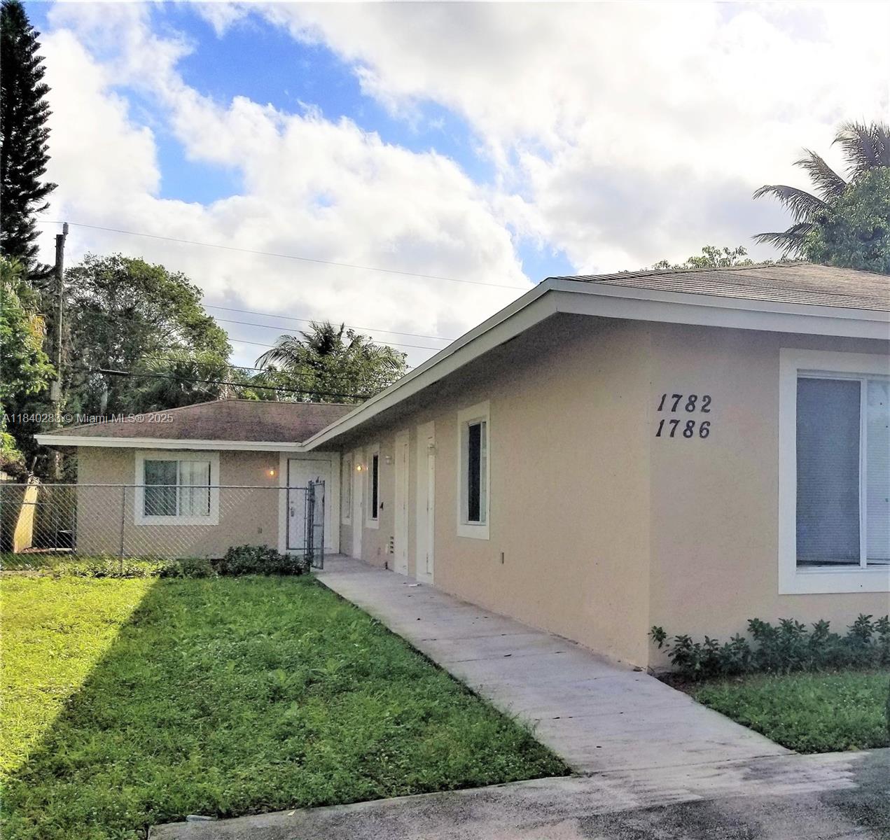 Property photo # 1