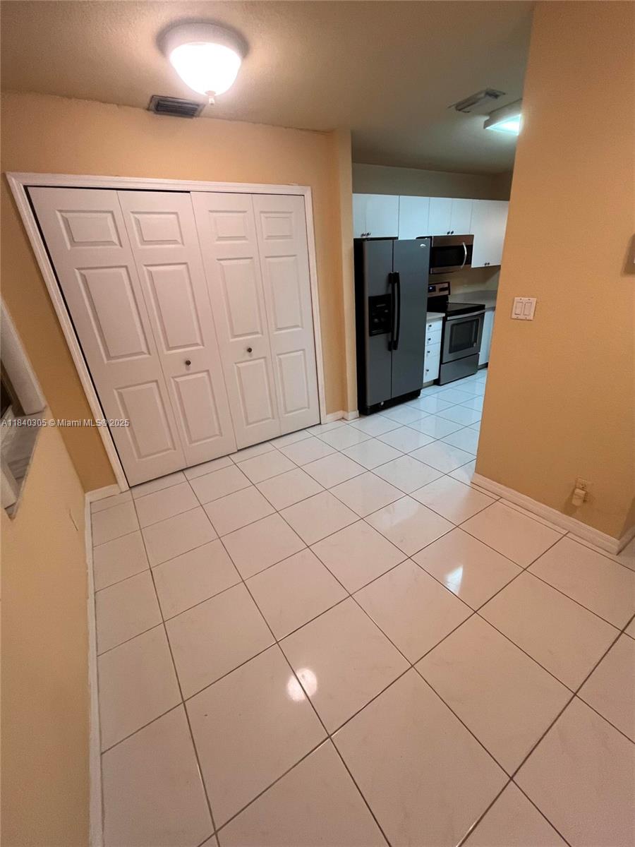 4041 NW 84th Ter #4041, Sunrise, Florida image 3