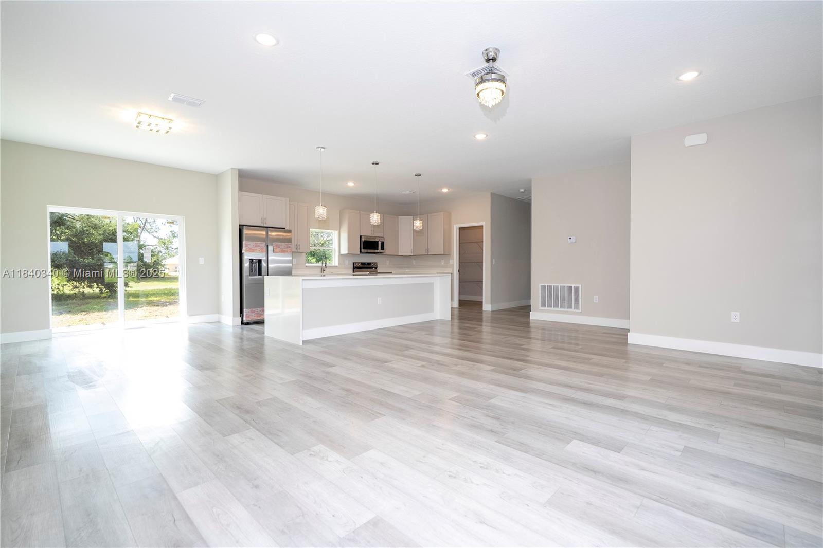 7916 Granada Rd, Sebring, Florida image 2