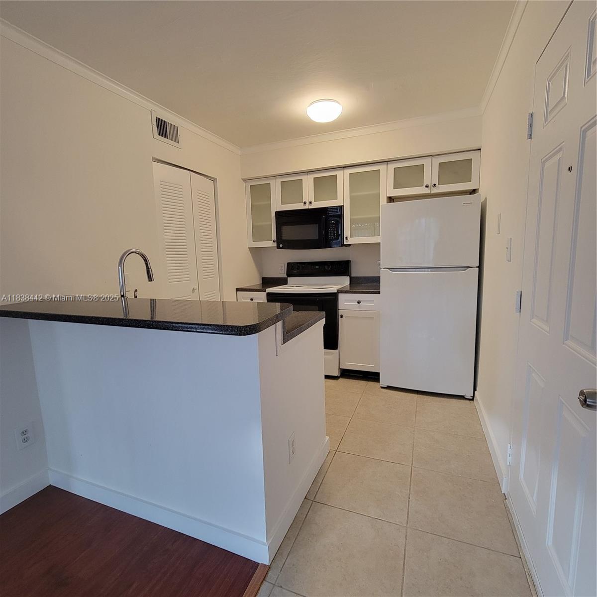 Property photo # 8