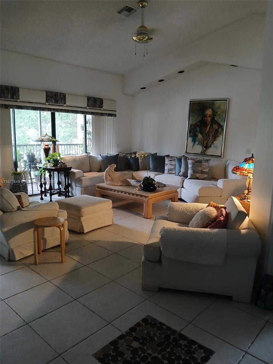 1022 NW 105th Ave #D-119, Plantation, Florida image 5