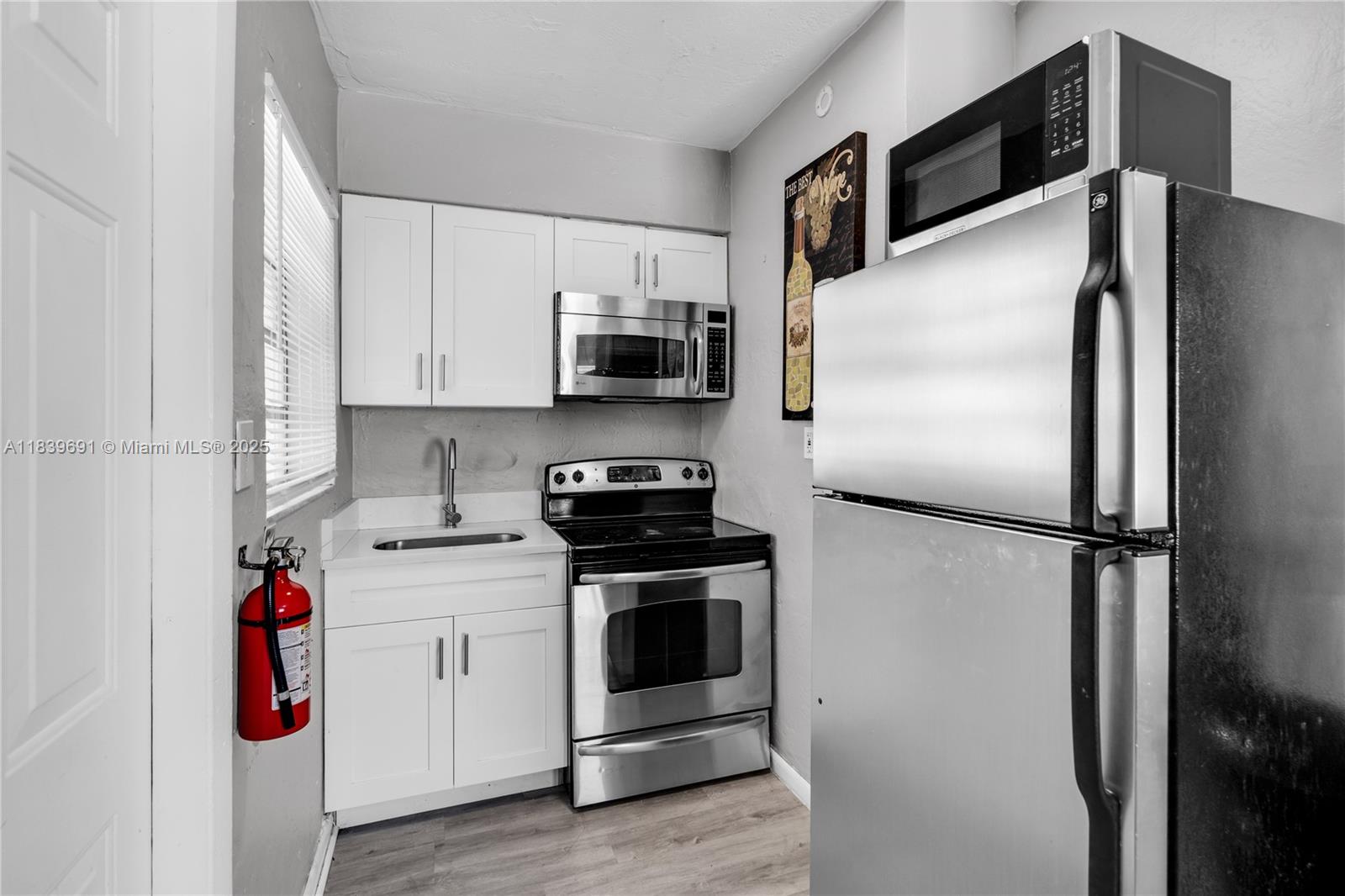 Property photo # 8