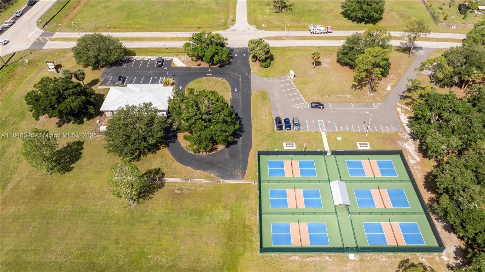 8600 Castile Rd, Sebring, Florida image 37