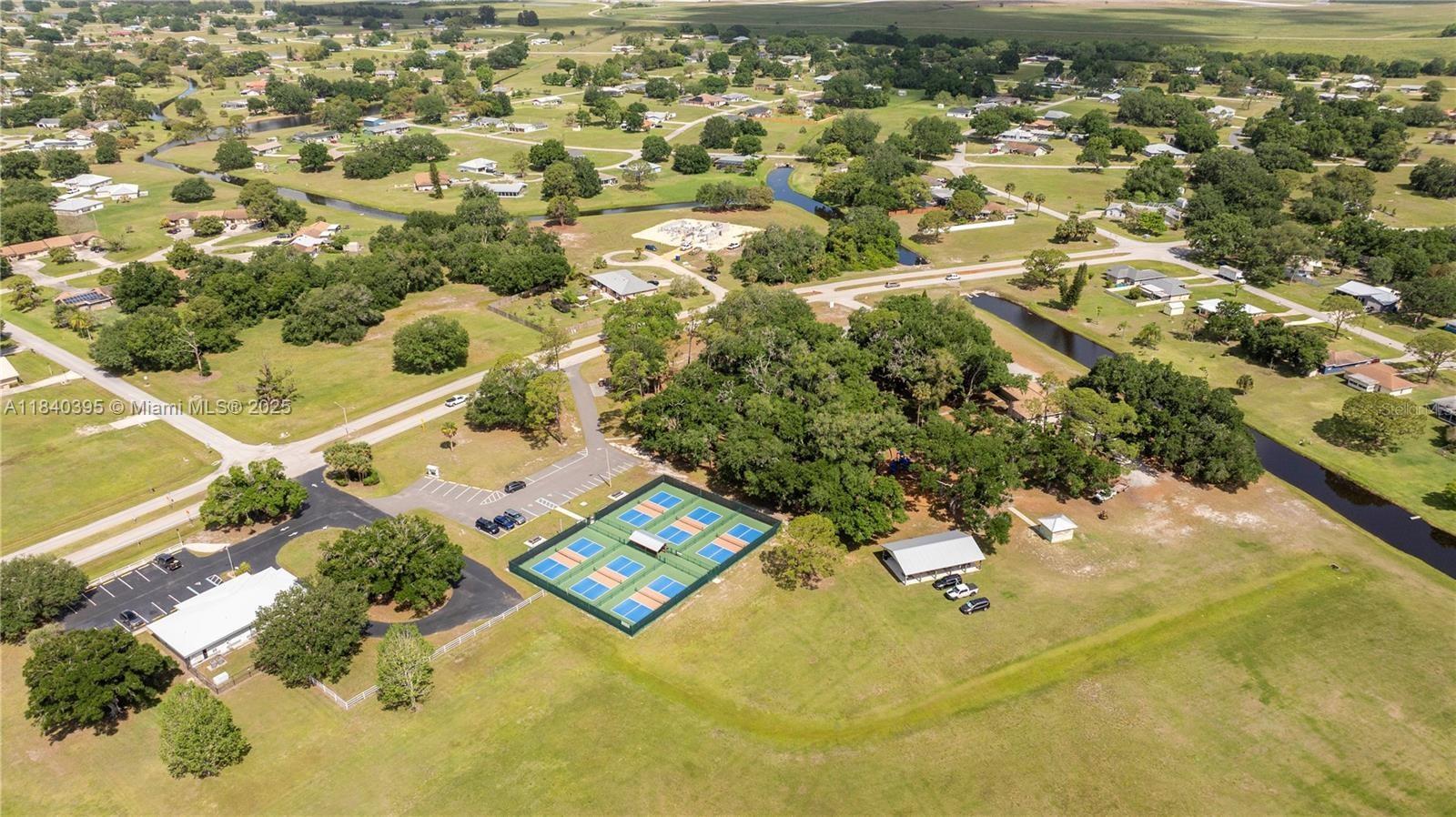 8600 Castile Rd, Sebring, Florida image 39