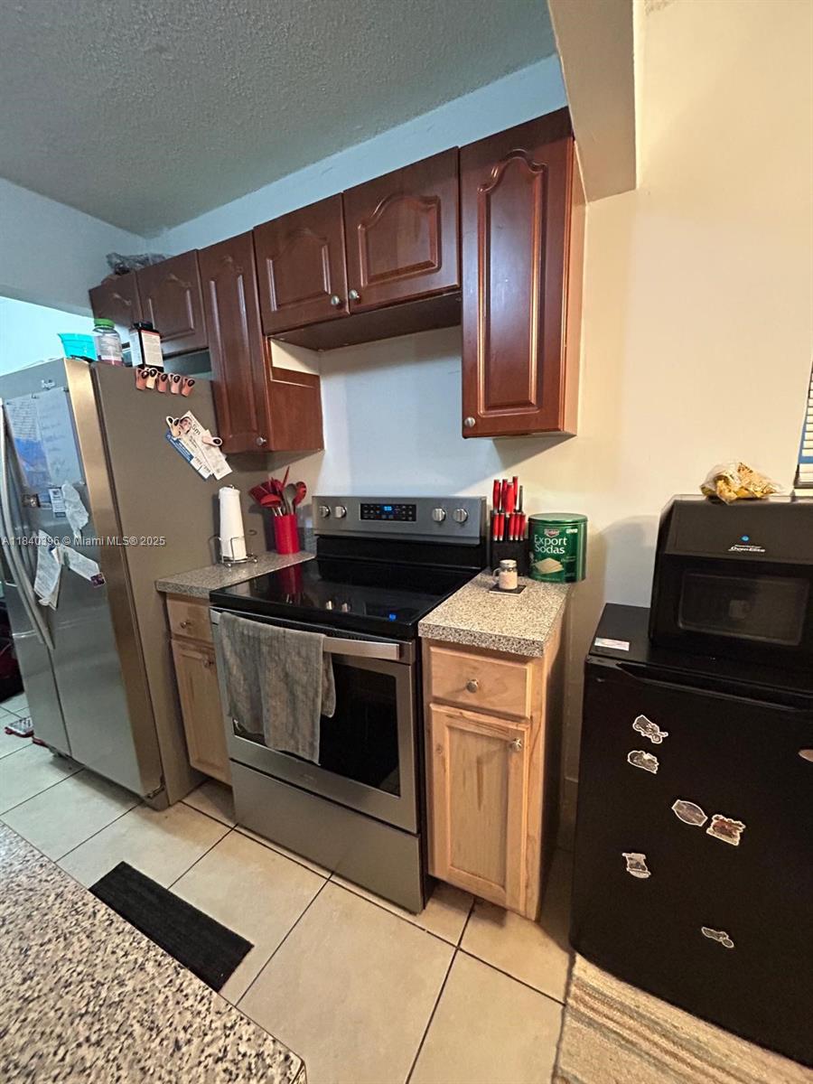1100 NE 1st Ct #104, Hallandale Beach, Florida image 6