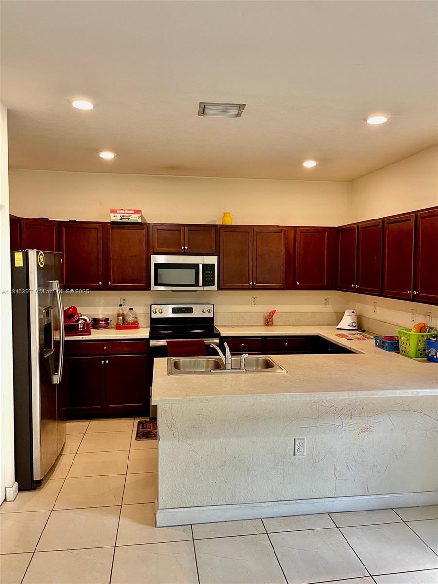 Property photo # 8