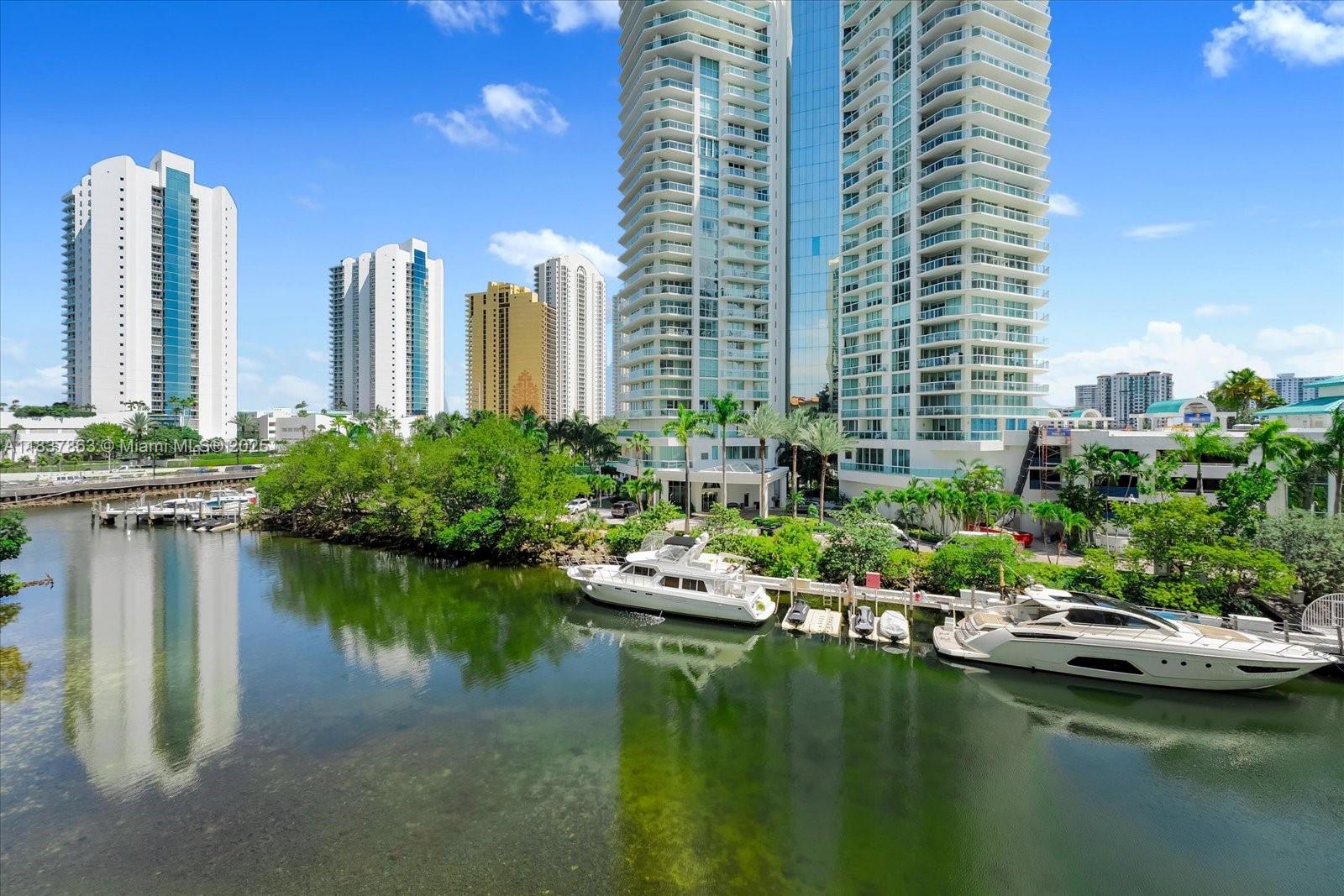 200 Sunny Isles Blvd #TH-404, Sunny Isles Beach, Florida image 24