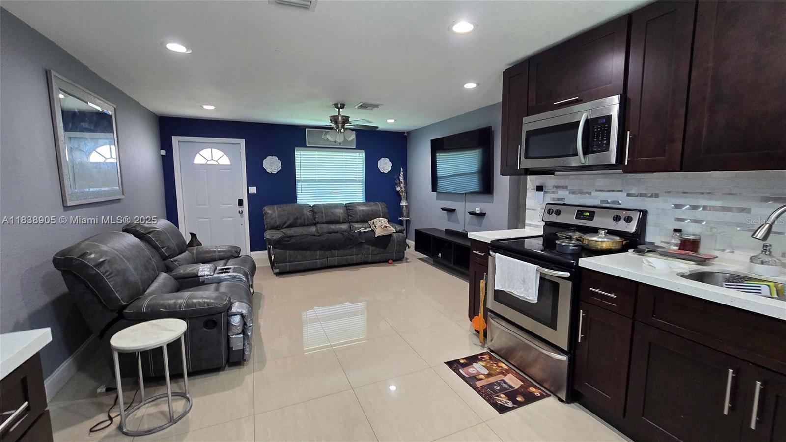 1610 S 22nd Ave, Hollywood, Florida image 24