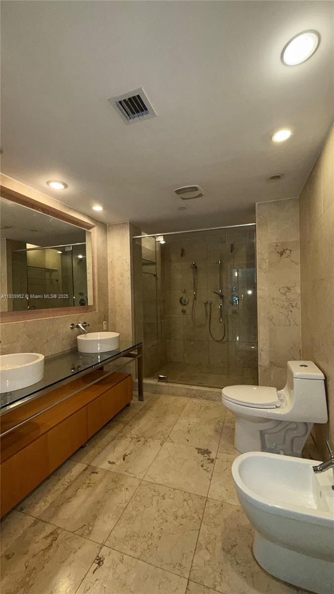 6000 Collins Ave #323, Miami Beach, Florida image 20