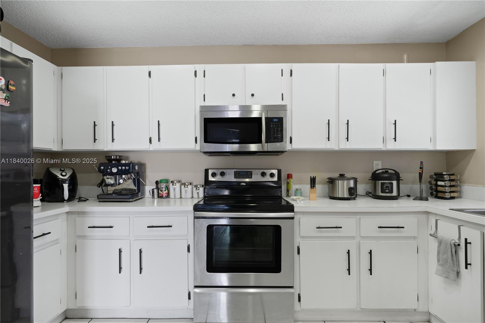 Property photo # 9