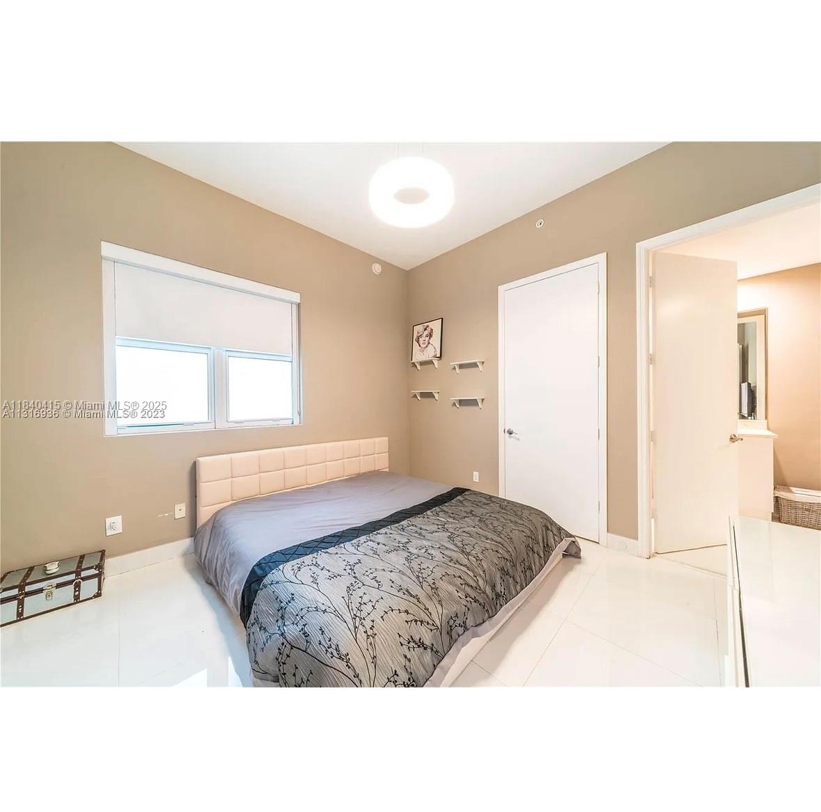 14951 Royal Oaks Ln #102, North Miami, Florida image 6