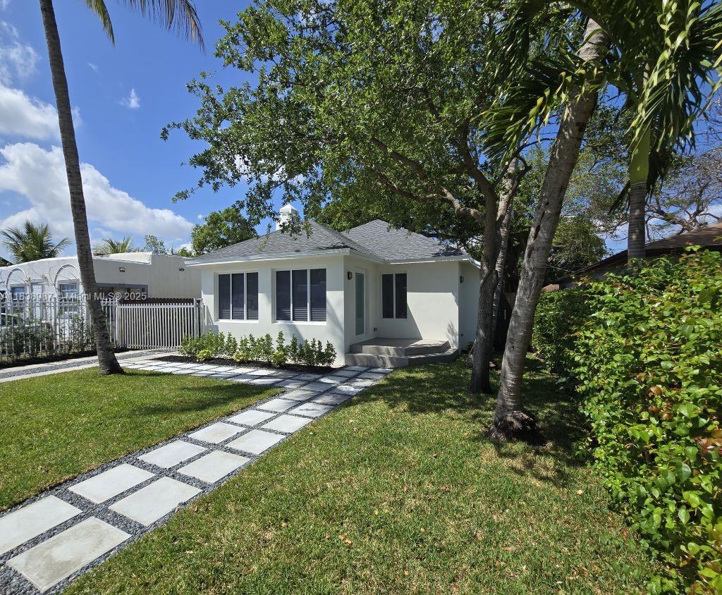 1923 NW 48th St, Miami, Florida image 5