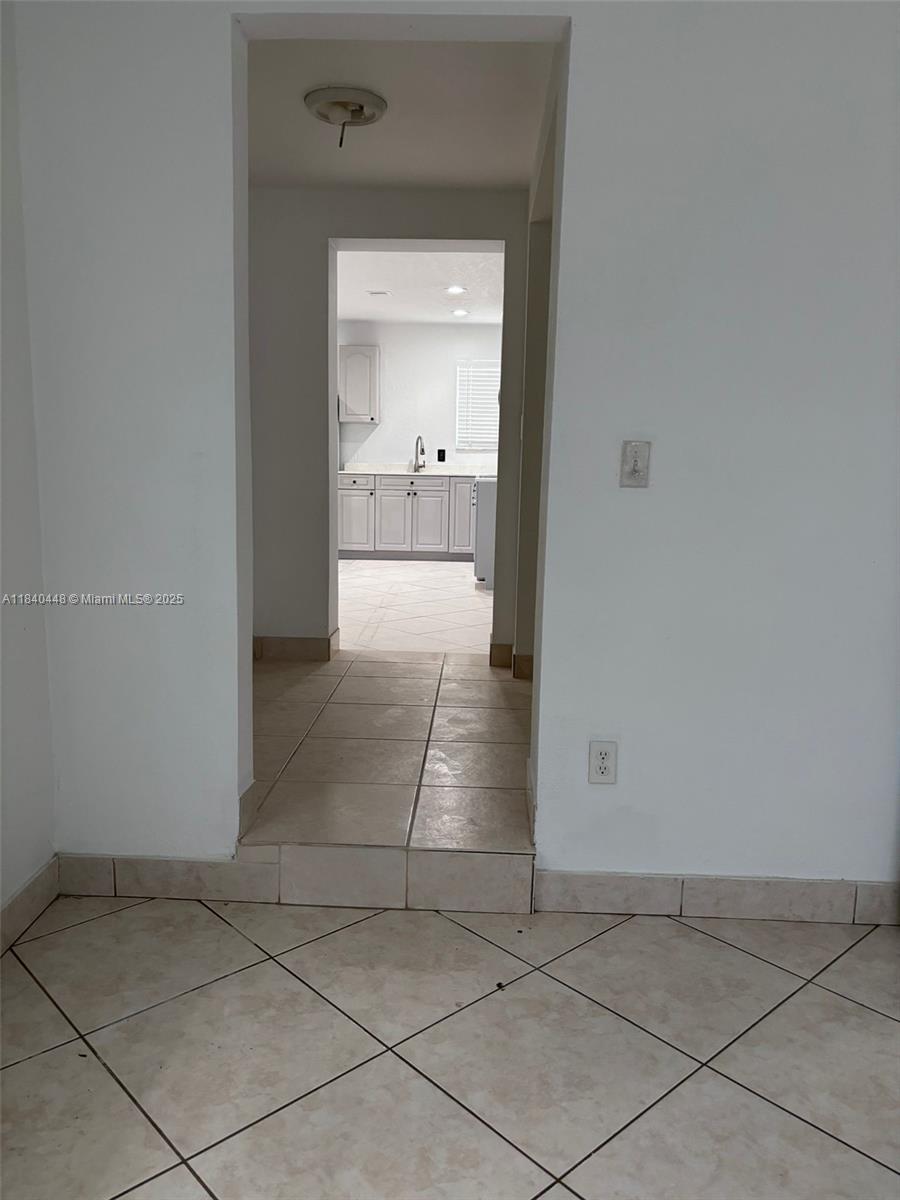 433 SW 28th Ave, Fort Lauderdale, Florida image 15