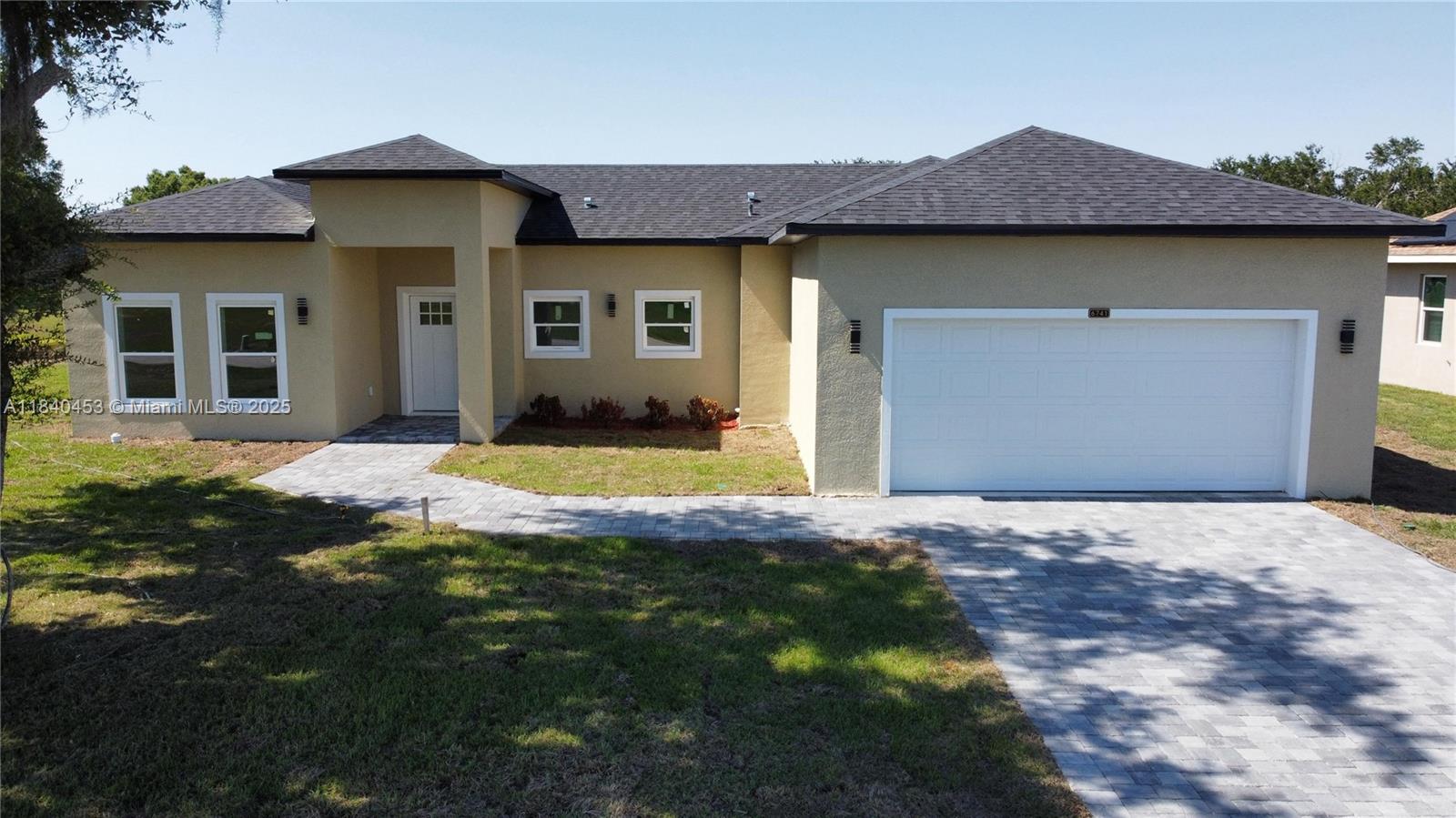 6741 Heavitree Drive, Sebring, Florida image 1