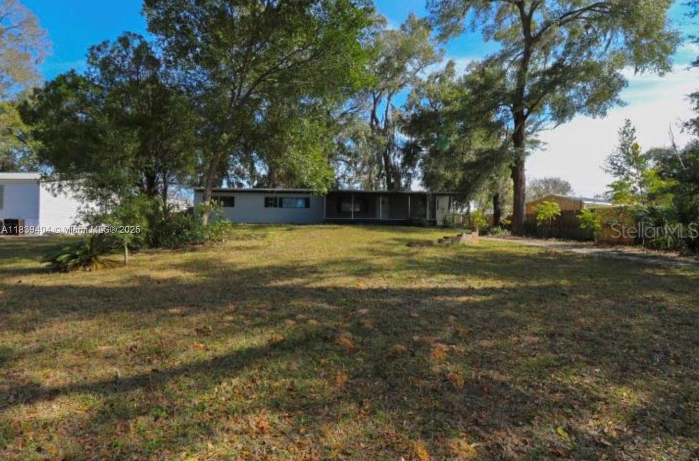 9125 SW 28th Ter, Ocala, Florida image 2