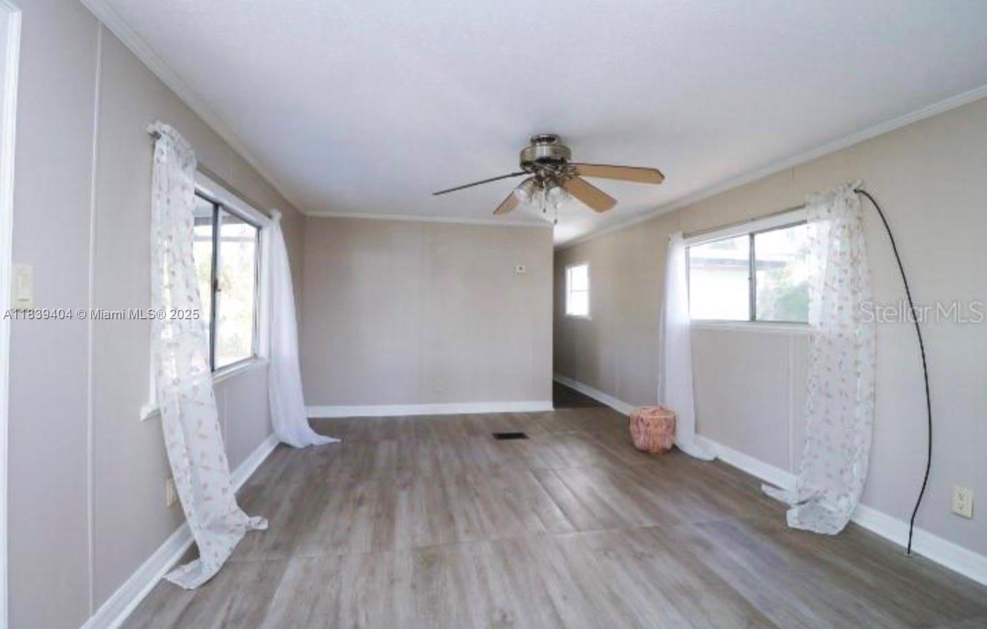 9125 SW 28th Ter, Ocala, Florida image 3