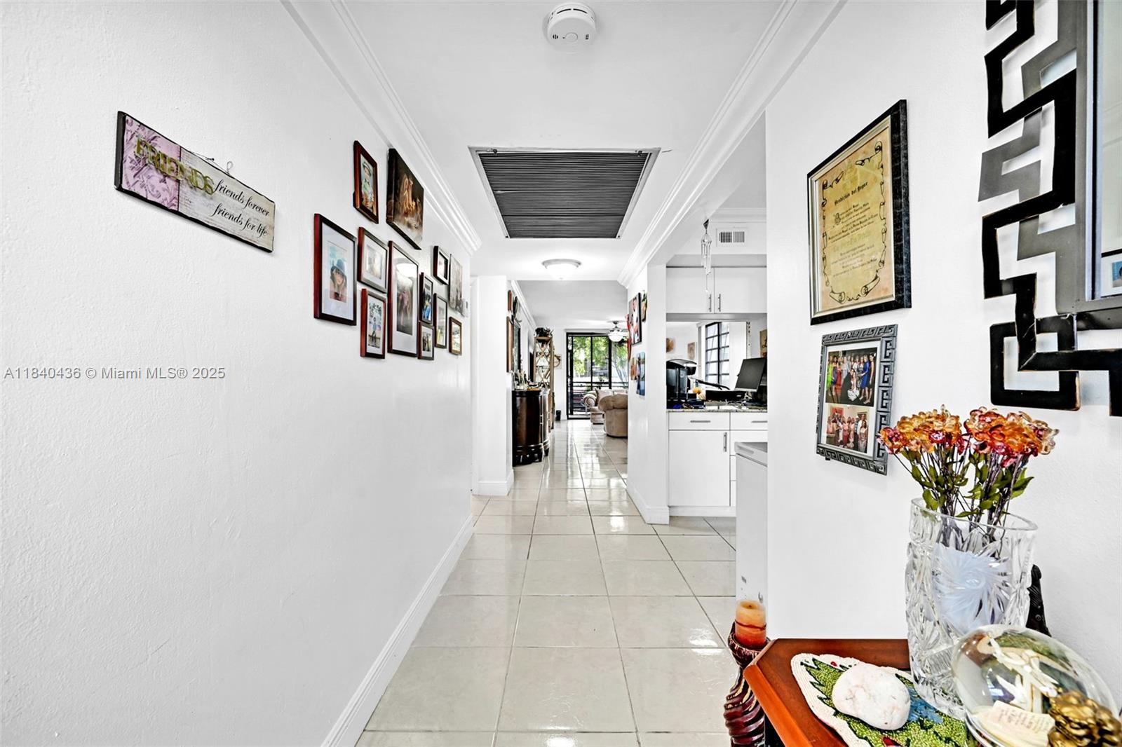 1101 Colony Point Cir #123, Pembroke Pines, Florida image 12