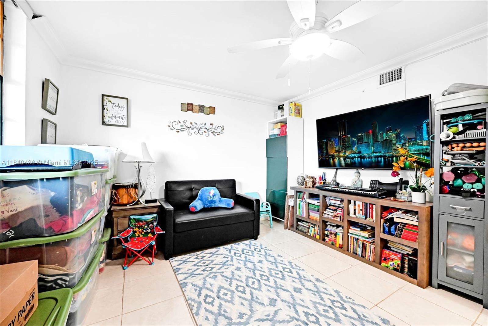 1101 Colony Point Cir #123, Pembroke Pines, Florida image 19