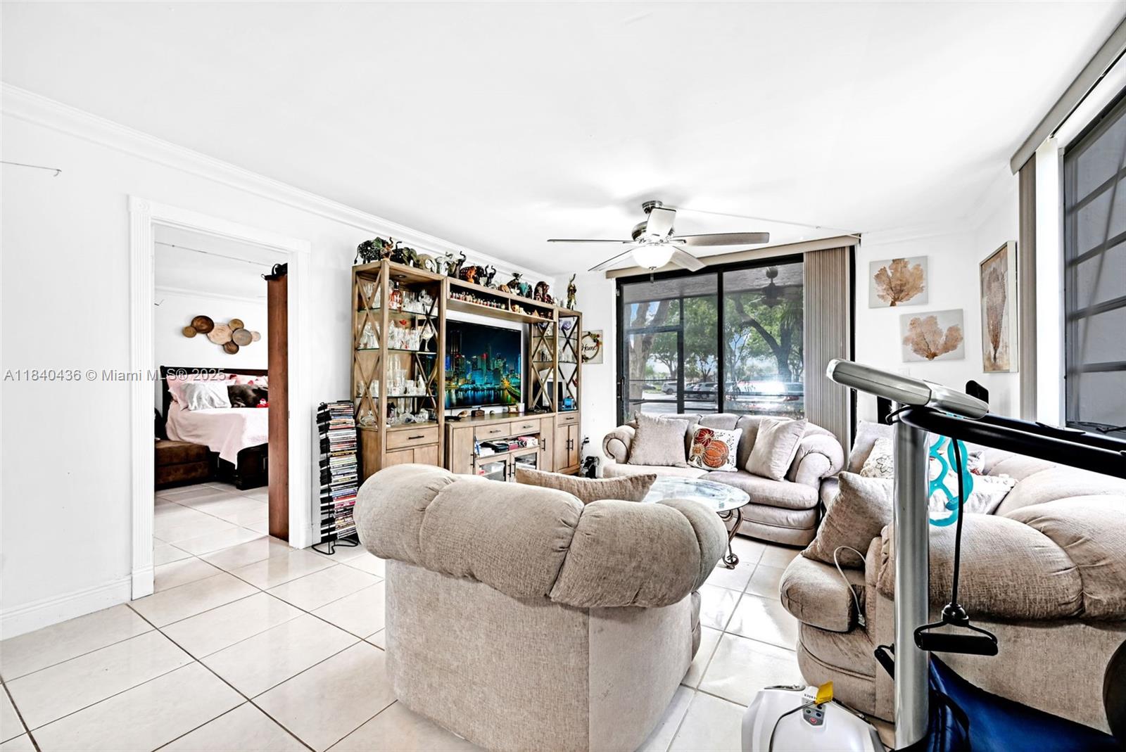 1101 Colony Point Cir #123, Pembroke Pines, Florida image 28