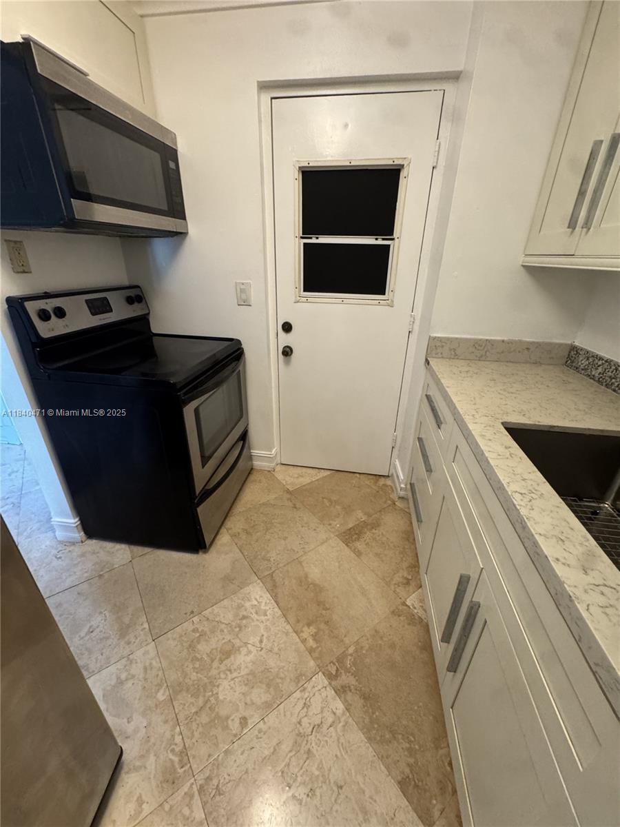 Property photo # 6