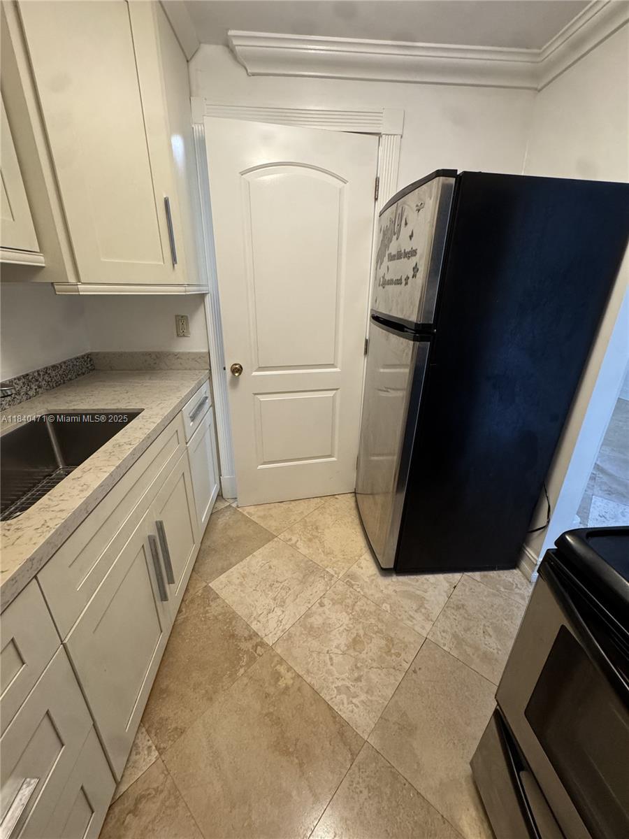 Property photo # 8