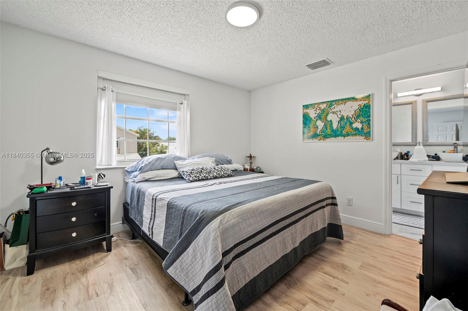 9384 NW 8th Cir, Plantation, Florida image 17