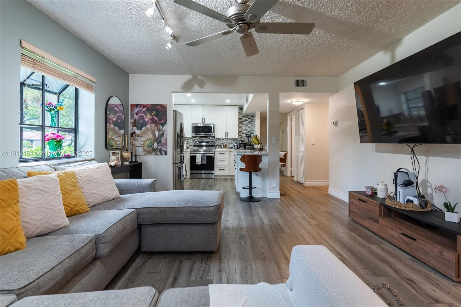 7625 NW 79th Ave #101, Tamarac, Florida image 1
