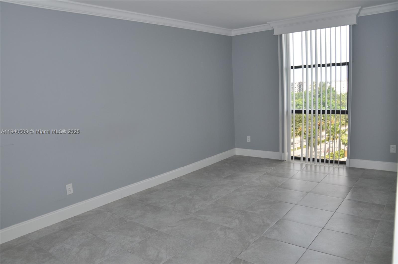 13499 Biscayne Blvd #1011, North Miami, Florida image 6