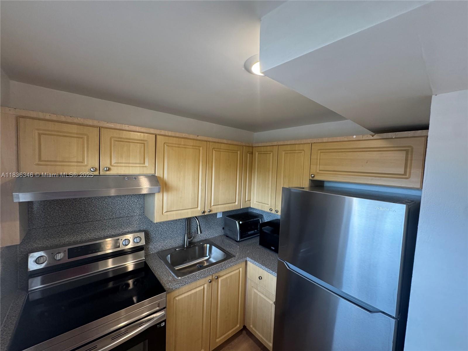 Property photo # 3