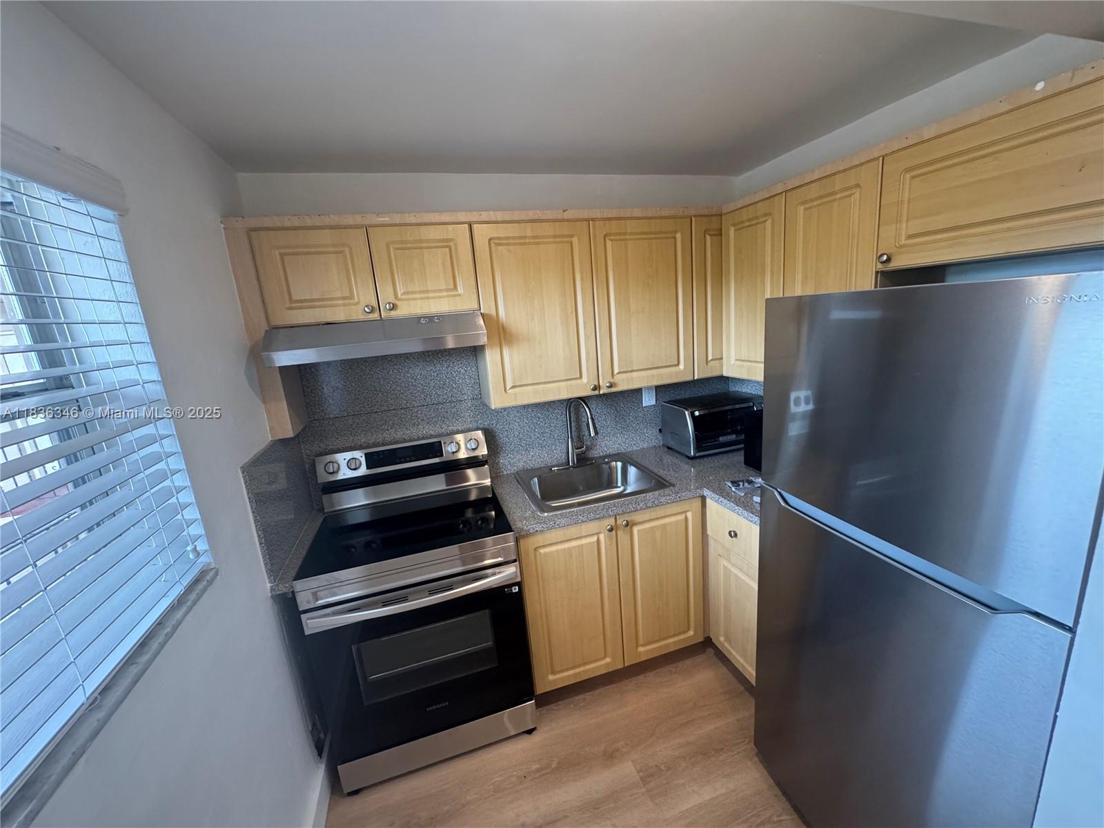 Property photo # 2
