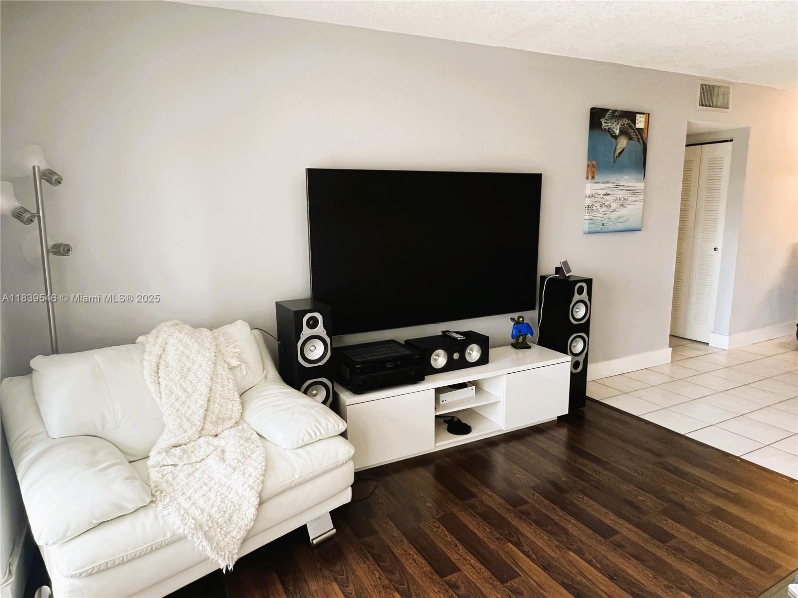 Property photo # 7