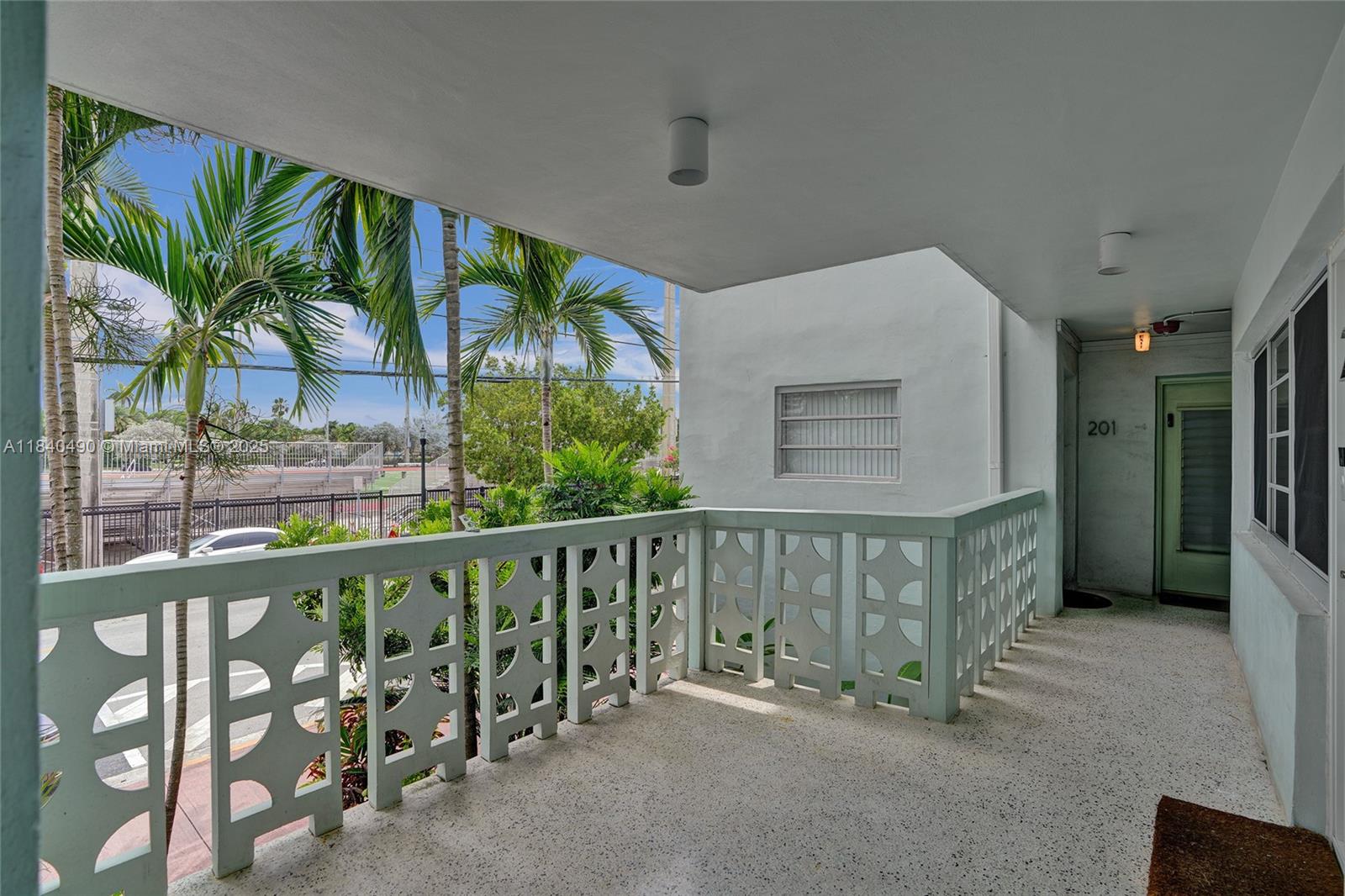 1100 11th St #204, Miami Beach, Florida image 4