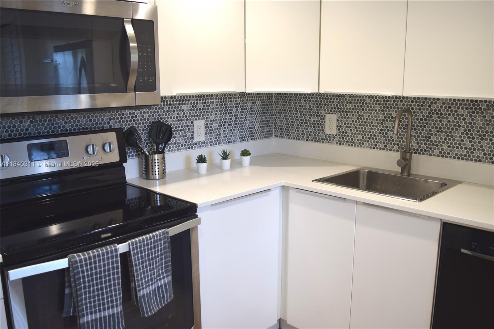 Property photo # 7