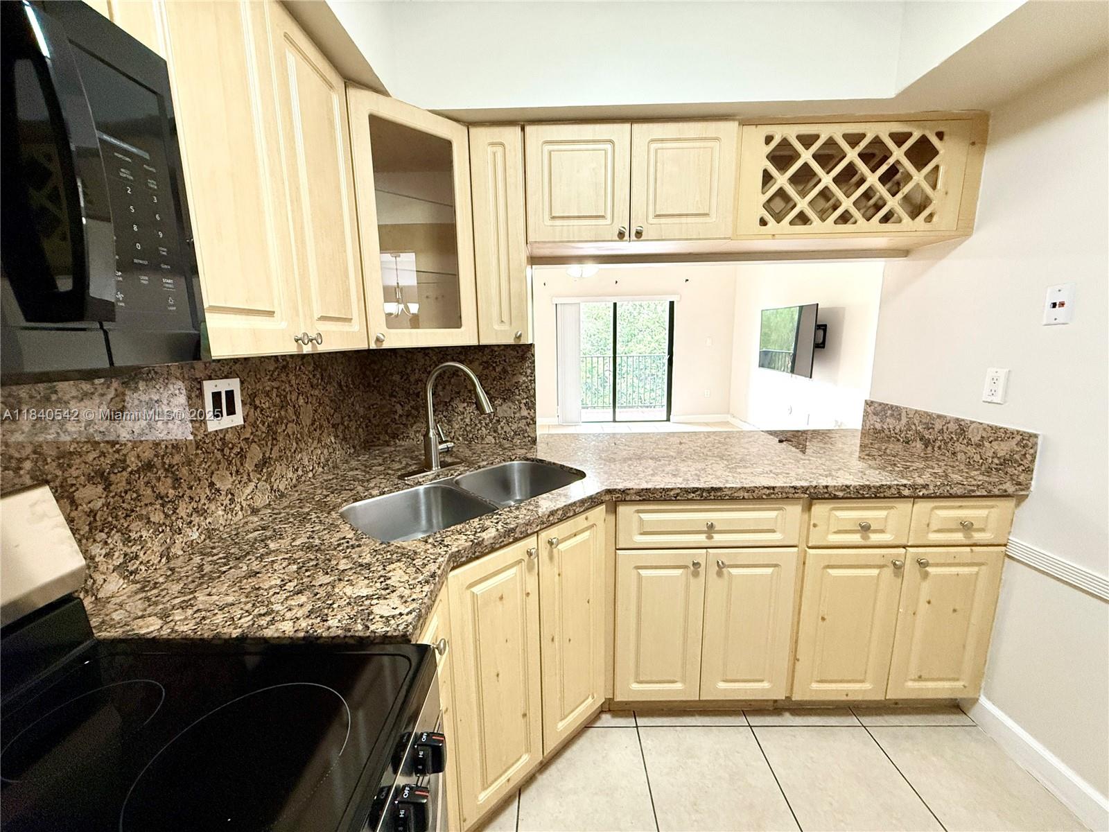 Property photo # 9