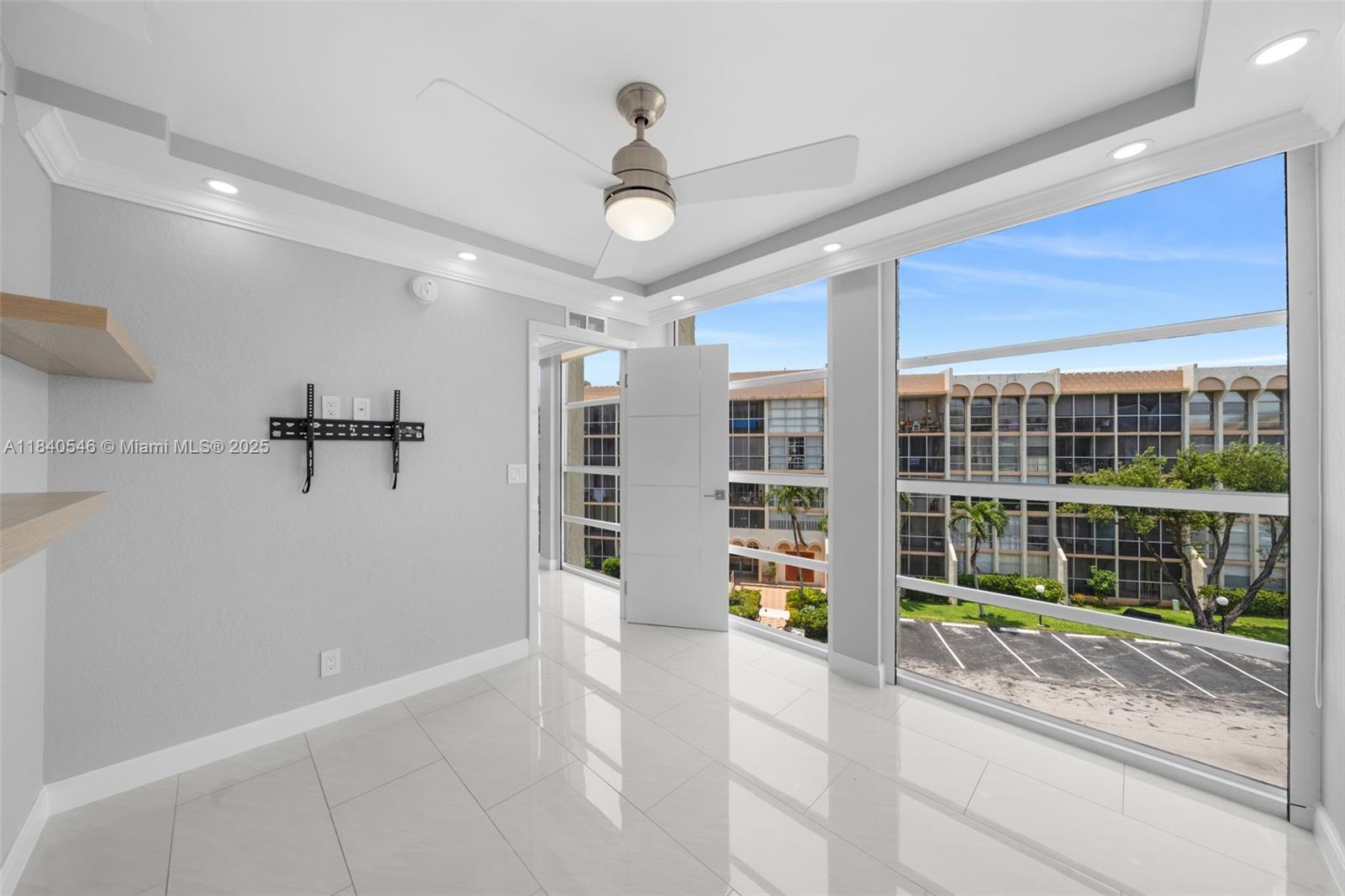 701 Three Islands Blvd #411, Hallandale Beach, Florida image 13
