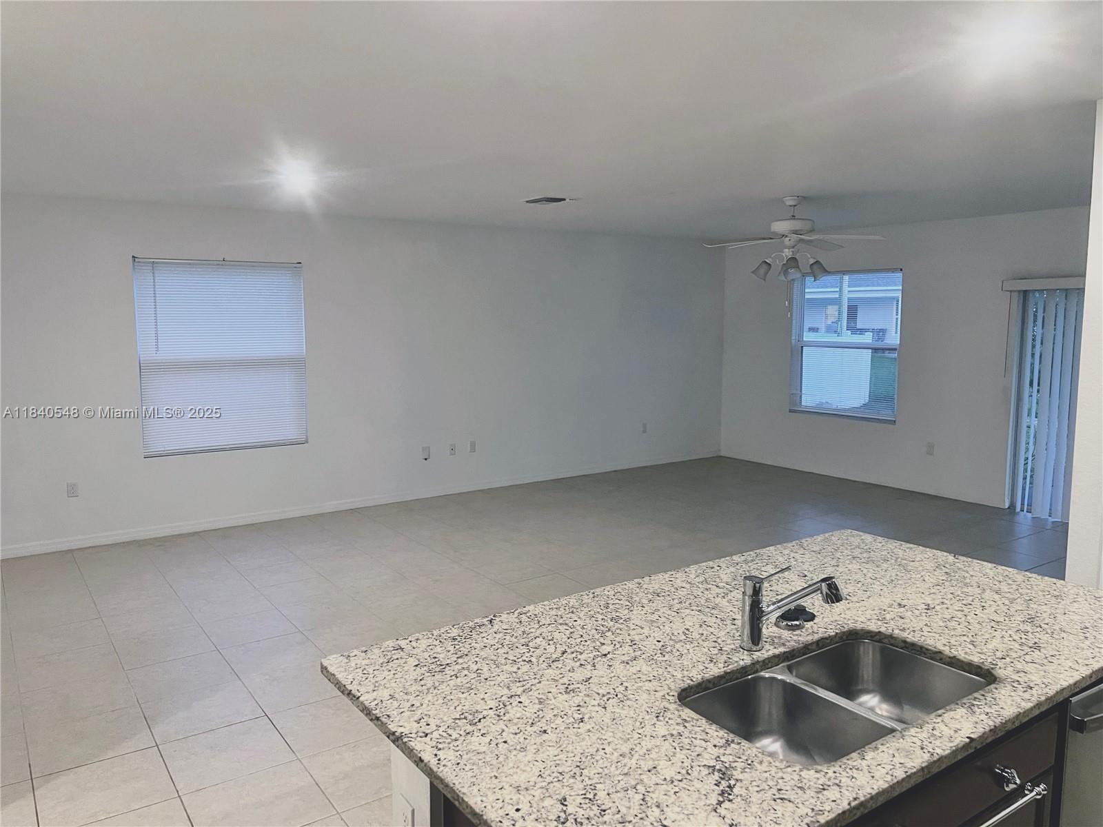 982 SW Alcantarra Blvd, Port St. Lucie, Florida image 3