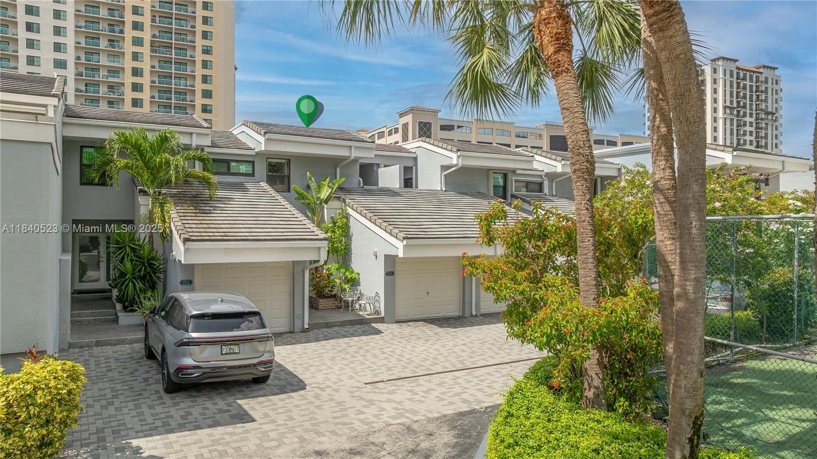214 Poinciana Dr #204, Sunny Isles Beach, Florida image 41
