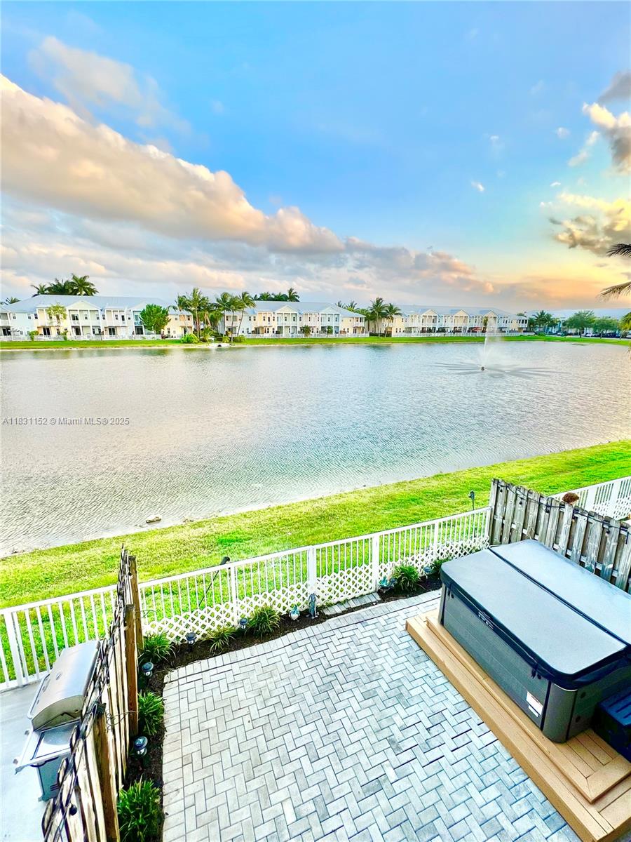 10758 NW 76th Ln, Doral, Florida image 30
