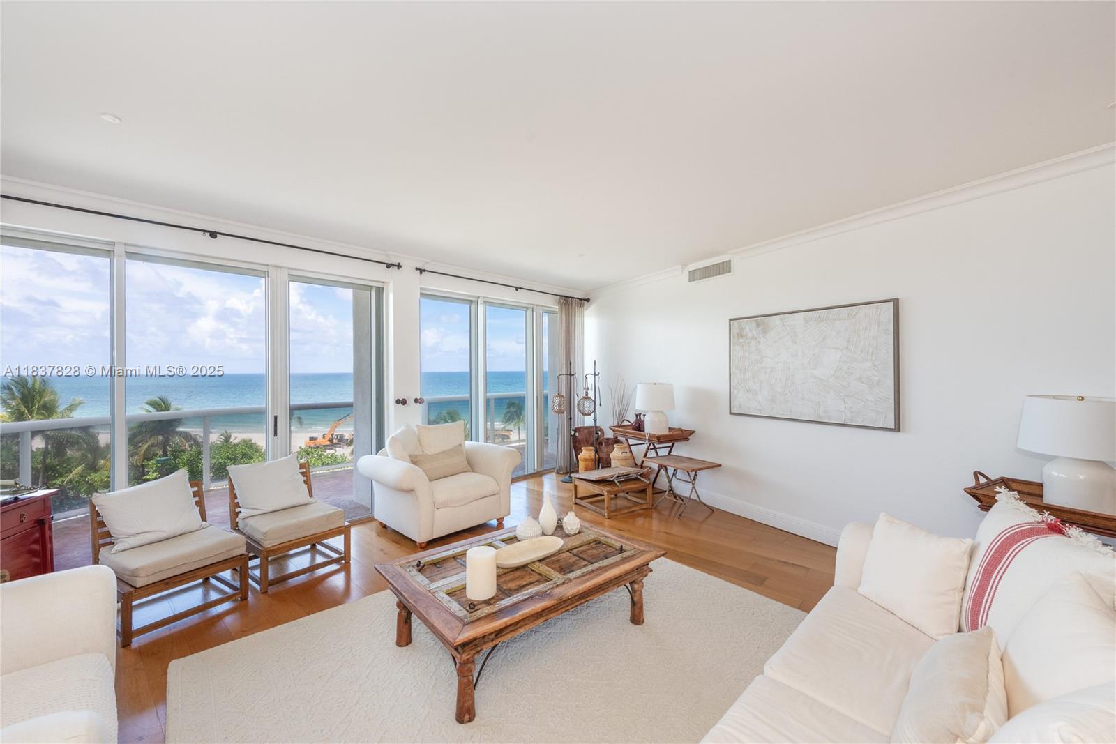 Property photo # 0