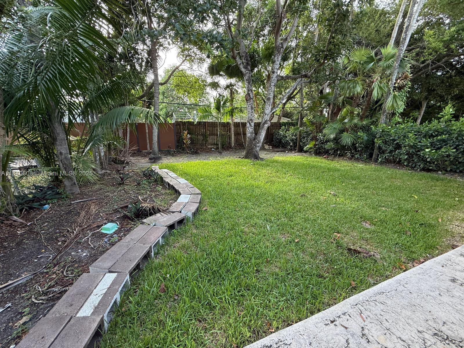 Property photo # 4