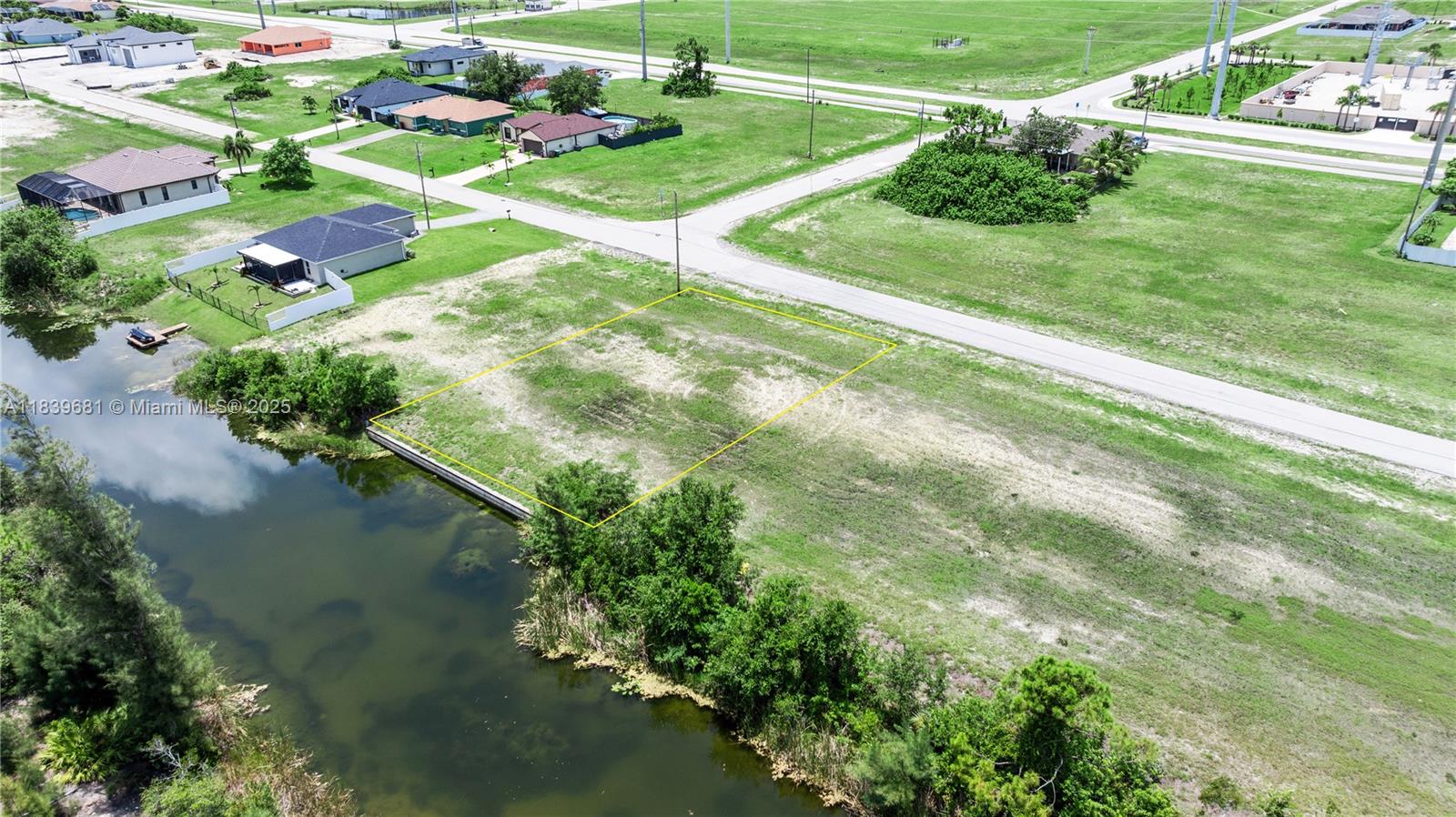 1403 NW 24th Ter, Cape Coral, Florida image 4