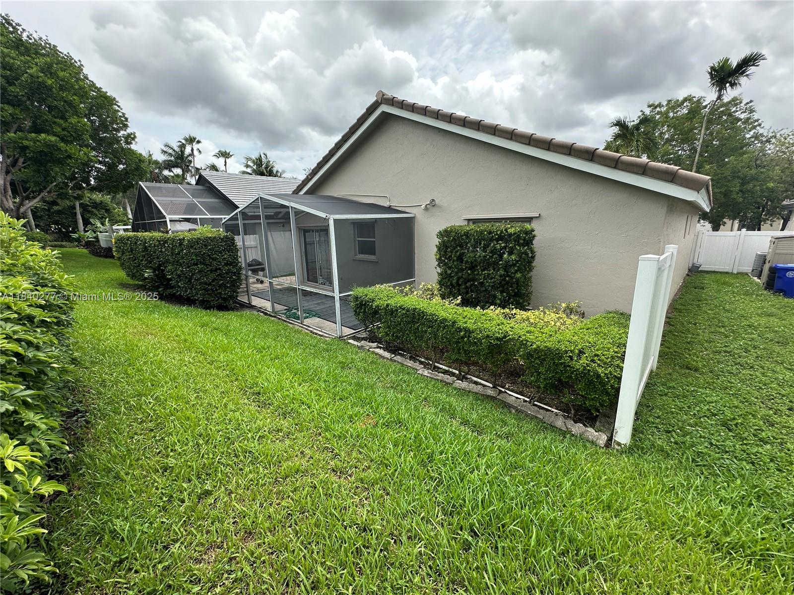 18331 NW 8th St, Pembroke Pines, Florida image 21